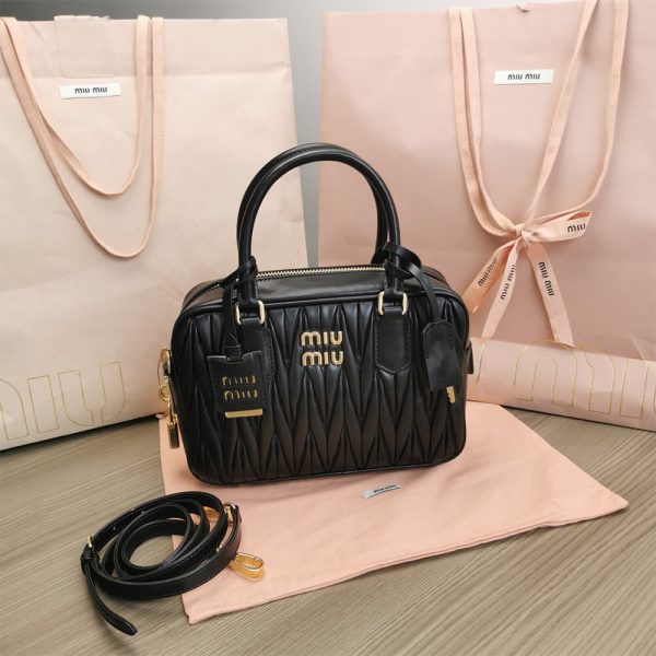 Matelasse nappa leather top-handle bag - Image 2