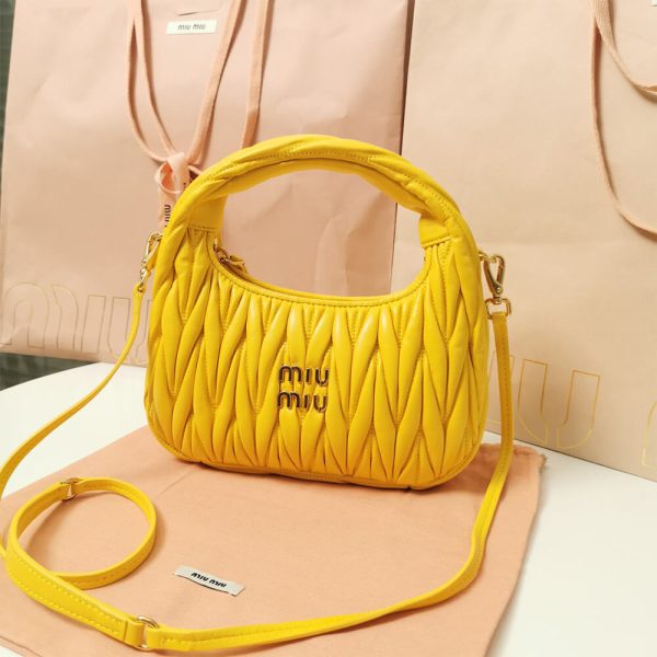 Small Wander matelasse nappa leather hobo bag(HIGH-END GRADE) - Image 2