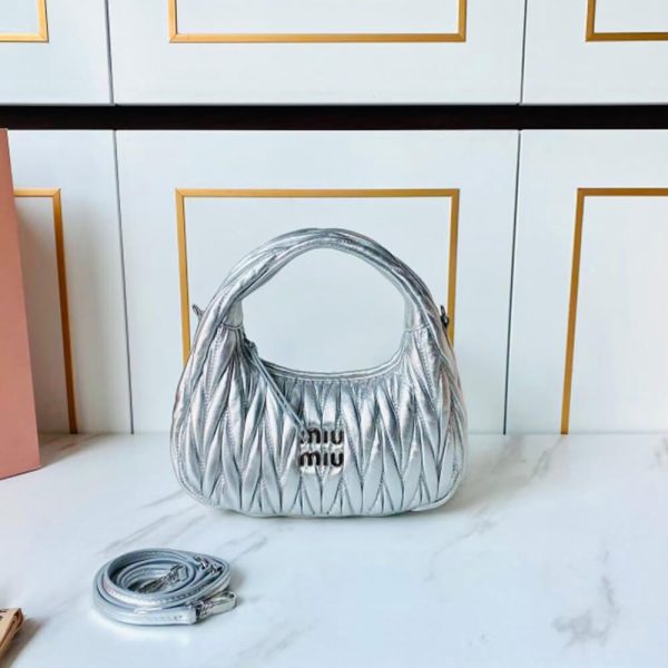 Small Wander matelasse nappa leather hobo bag(HIGH-END GRADE) - Image 2