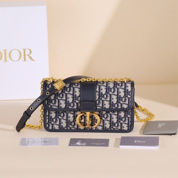 Dior 30 Montaigne East-West Bag with Chain - Image 2