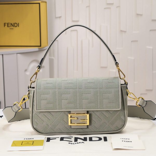 Fendi Baguette - Image 2