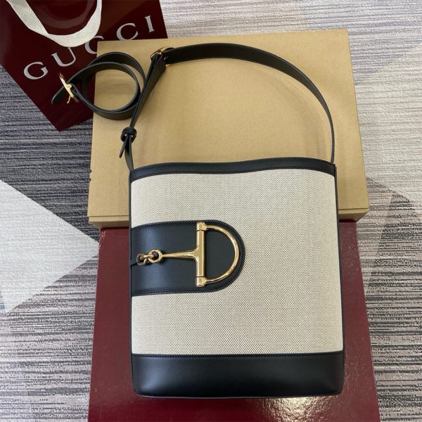 Gucci 73 small bucket bag - Image 2
