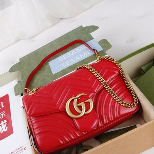 GG Marmont medium matelasse shoulder bag - Image 2
