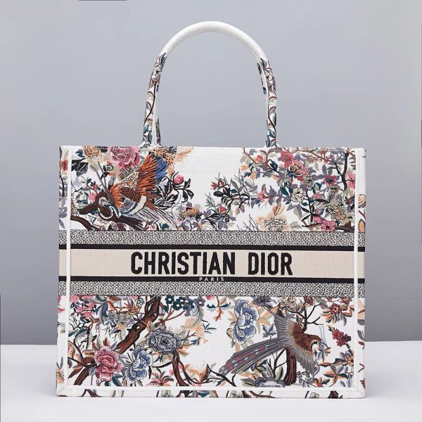 Dior LARGE DIOR BOOK TOTE - Image 2
