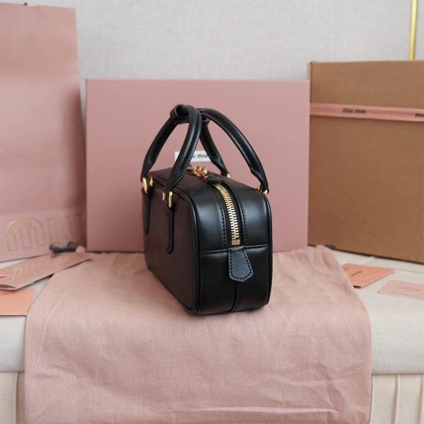 MIUMIU Arcadie Leather Bag(HIGH-END GRADE) - Image 3