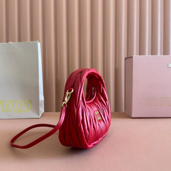 Mini Wander matelasse nappa leather hobo bag(high-end grade) - Image 3