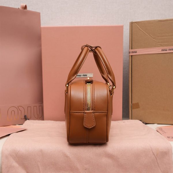 MIUMIU Medium Arcadie Leather Bag(HIGH-END GRADE) - Image 3