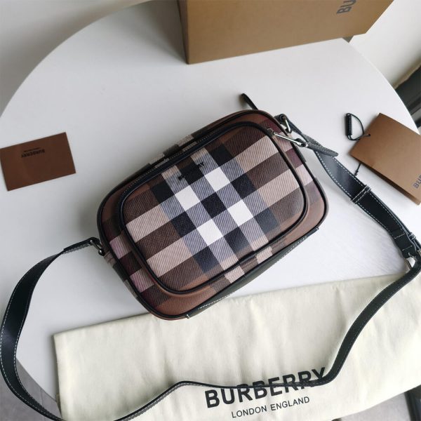 Burberry Paddy Bag - Image 3