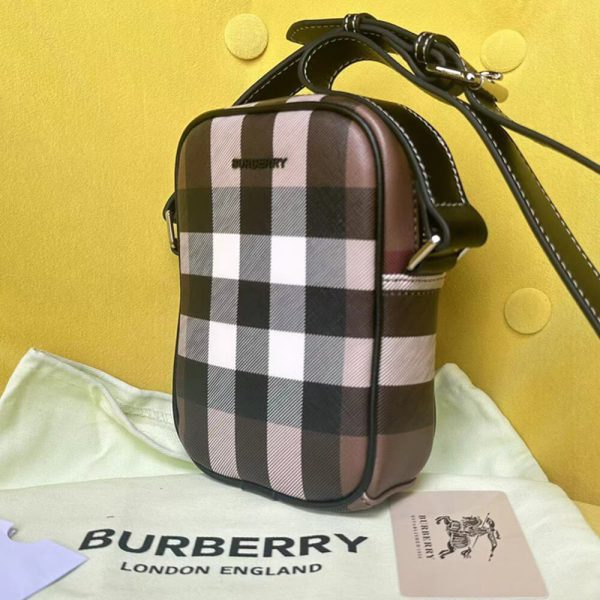 Burberry Vertical Paddy Bag - Image 3