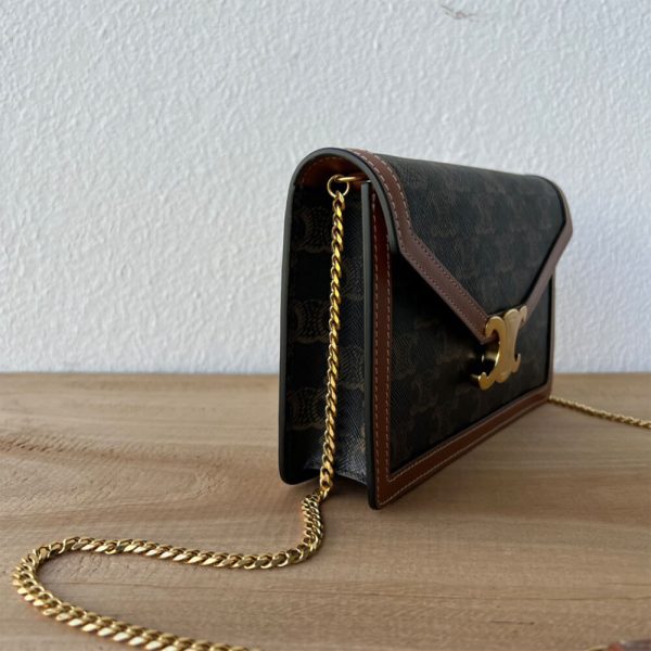 CELINE WALLET ON CHAIN MARGO in TRIOMPHE CANVAS and calfskin(High-end Grade) - Image 3