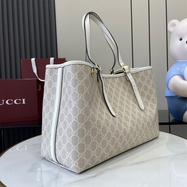 GG Emblem large tote bag - Image 3