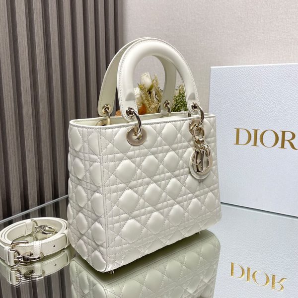 Medium Lady Dior Bag(HIGH-END GRADE) - Image 3