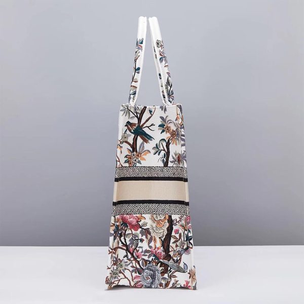 Dior LARGE DIOR BOOK TOTE - Image 3