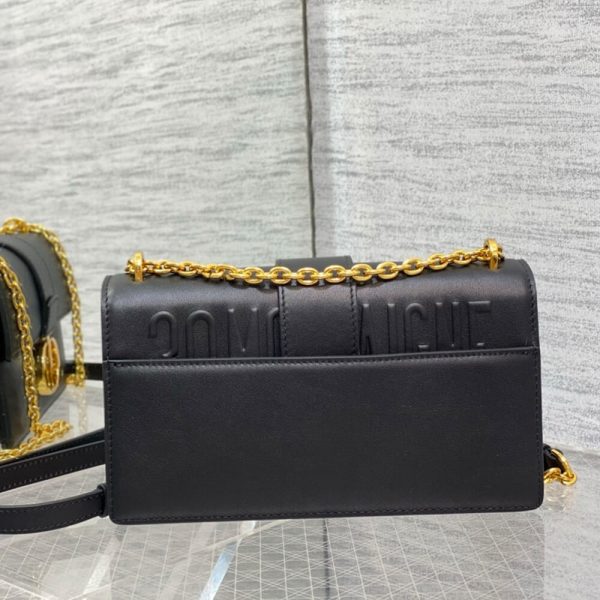 Dior 30 Montaigne East-West Bag with Chain - Image 4