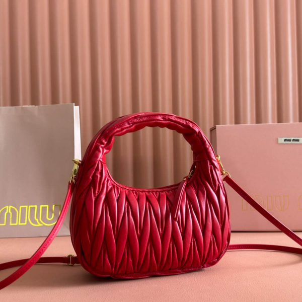 Small Wander matelasse nappa leather hobo bag(HIGH-END GRADE) - Image 4