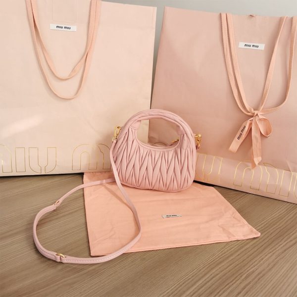 Mini Wander matelasse nappa leather hobo bag(high-end grade) - Image 4