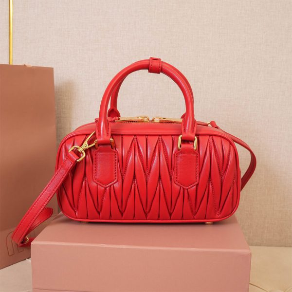 MIUMIU Medium Arcadie matelasse nappa Bag(HIGH-END GRADE) - Image 4