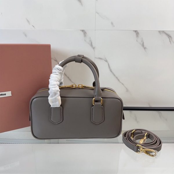 MIUMIU Medium Arcadie Leather Bag(HIGH-END GRADE) - Image 4