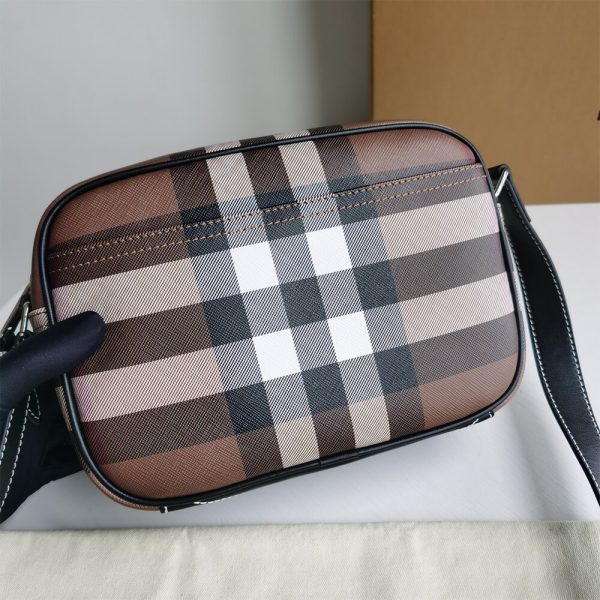 Burberry Paddy Bag - Image 4