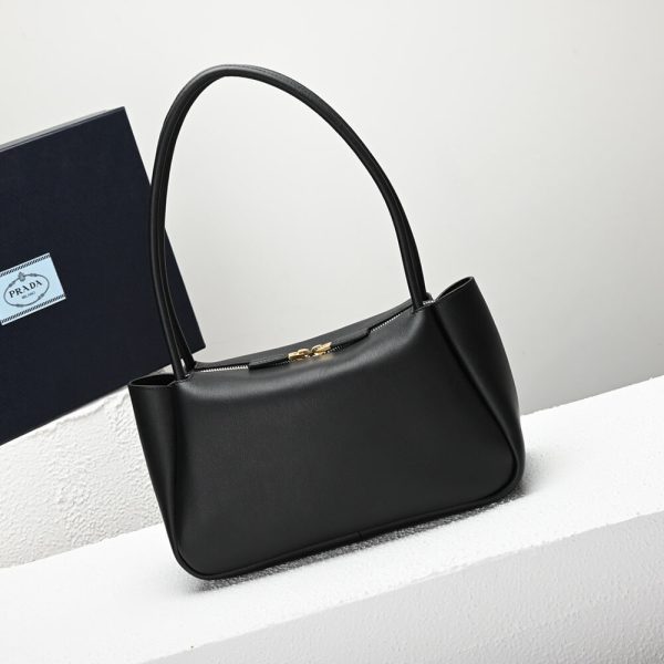 Prada Medium leather handbag - Image 4
