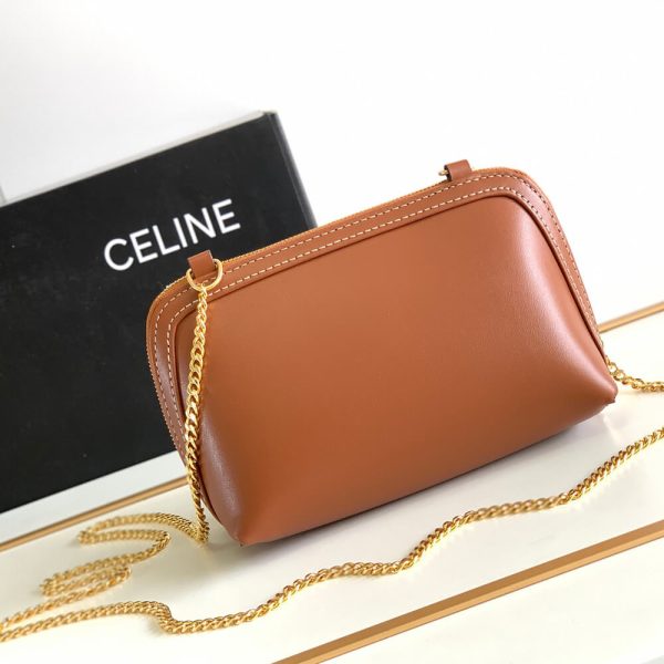 CELINE Clutch on Chain Cuir triomphe IN smooth calfskin(High-end Grade) - Image 4