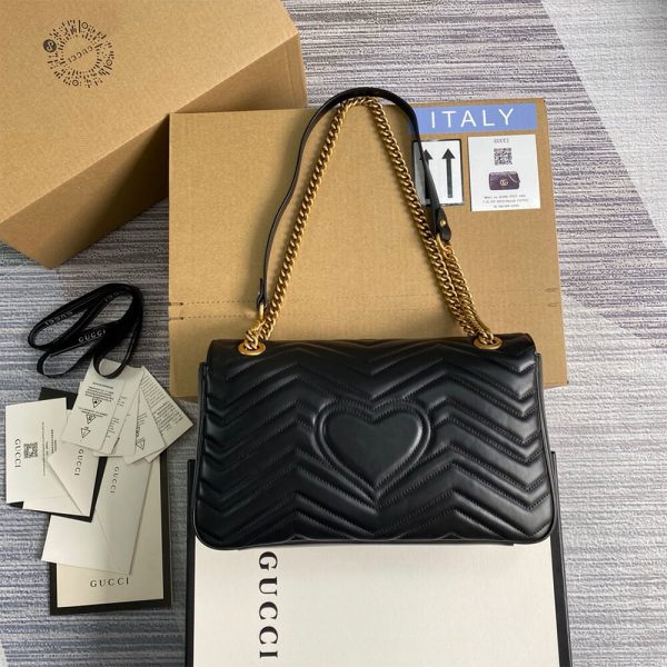 GG Marmont medium matelasse shoulder bag - Image 4