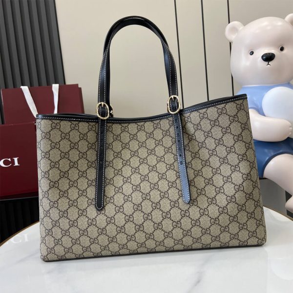 GG Emblem large tote bag - Image 4