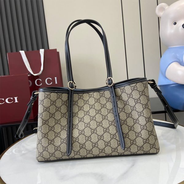 GG Emblem medium tote bag - Image 4