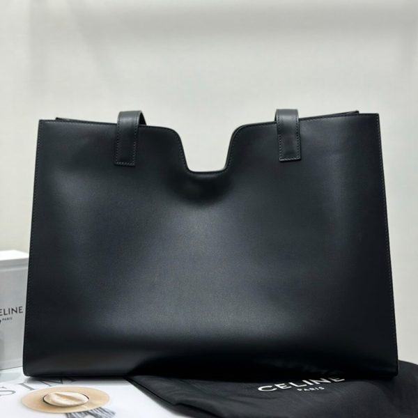 CELINE CABAS 16 IN SUPPLE SMOOTH CALFSKIN - Image 4