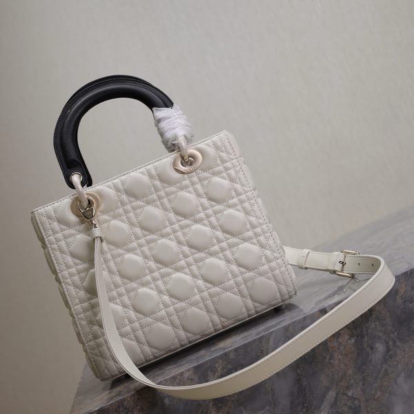 Medium Lady Dior Bag - Image 4