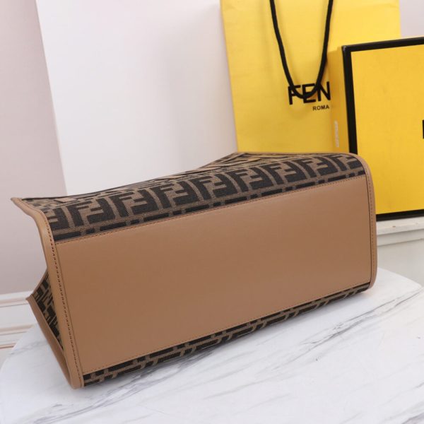 Fendi Medium Sunshine Tote - Image 5