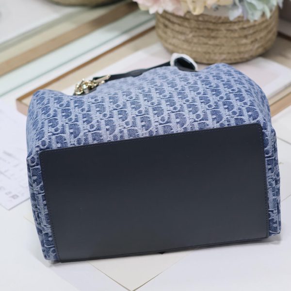 Medium Dior Toujours Bag - Image 5