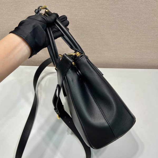 PRADA NEW Medium Prada Galleria Saffiano leather bag(high-end grade) - Image 5