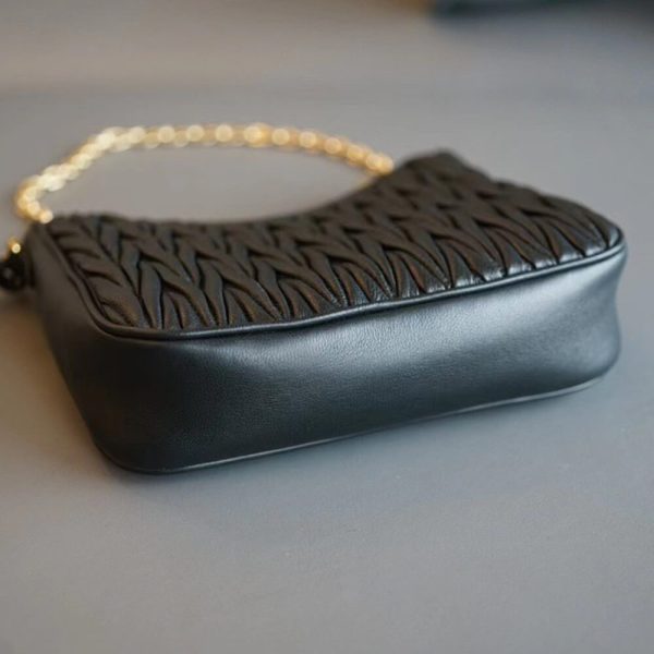 Matelasse nappa leather shoulder bag - Image 5