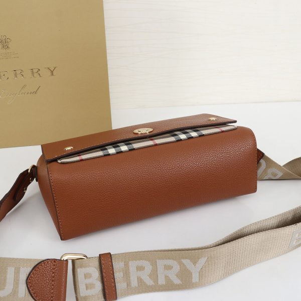 Burberry Vintage Check and Leather Note Crossbody Bag - Image 5