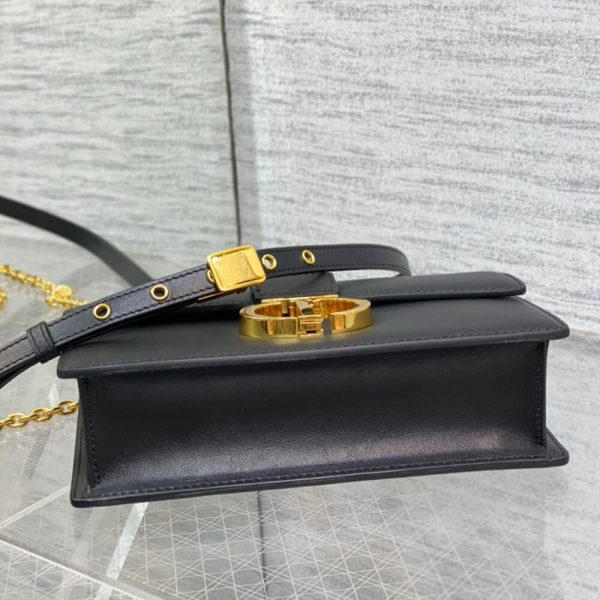 Dior 30 Montaigne East-West Bag with Chain - Image 5