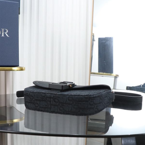 Dior Mini Saddle Messenger Bag with Flap - Image 5