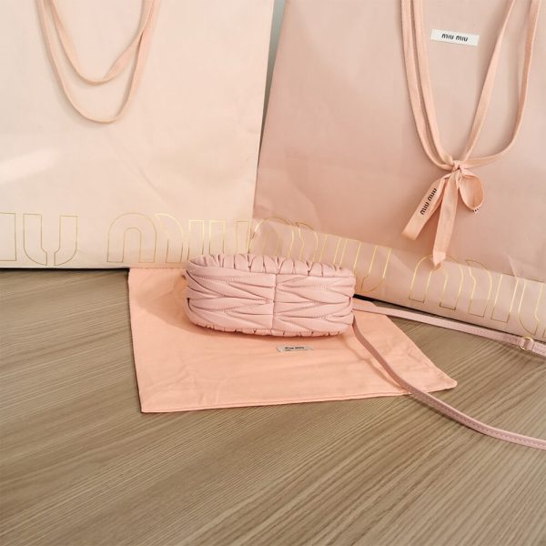 Mini Wander matelasse nappa leather hobo bag(high-end grade) - Image 5