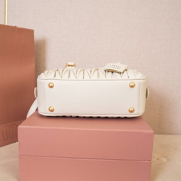 MIUMIU Medium Arcadie matelasse nappa Bag(HIGH-END GRADE) - Image 5