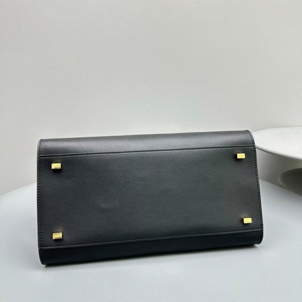 THE ROW Margaux 12 leather top-handle bag - Image 5