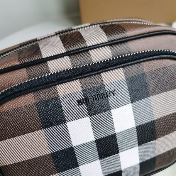 Burberry Paddy Bag - Image 5