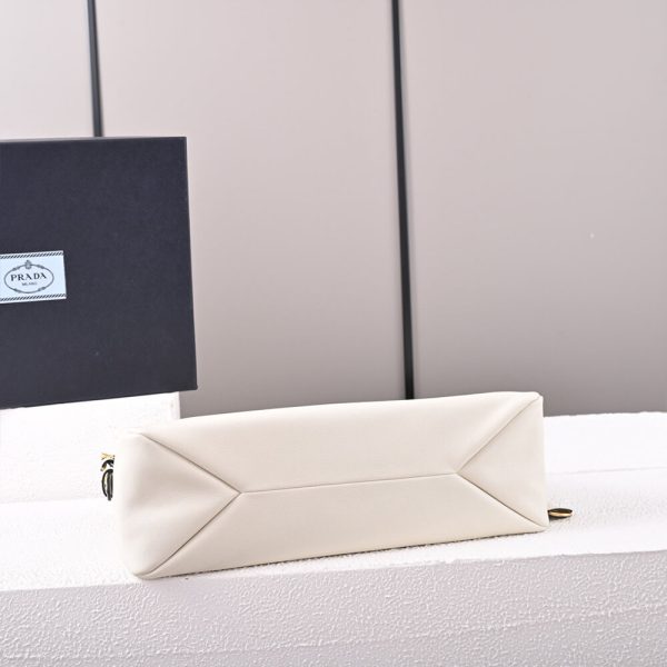 Prada Aimee large leather shoulder bag - Image 5