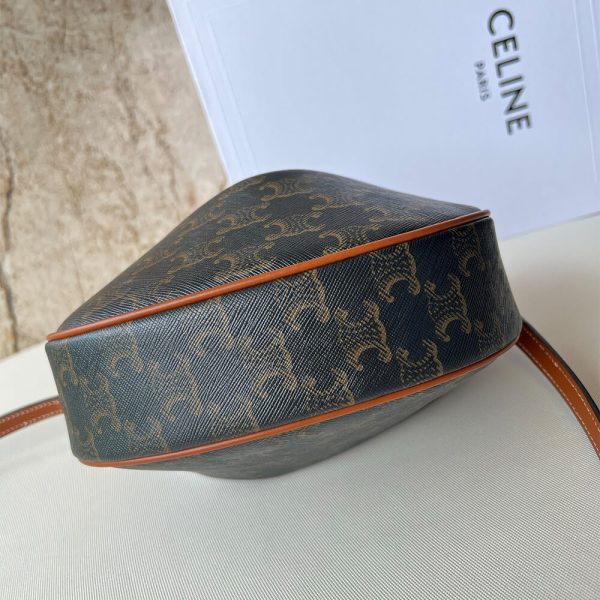 Teen Celine Lulu IN TRIOMPHE CANVAS AND CALFSKIN - Image 5