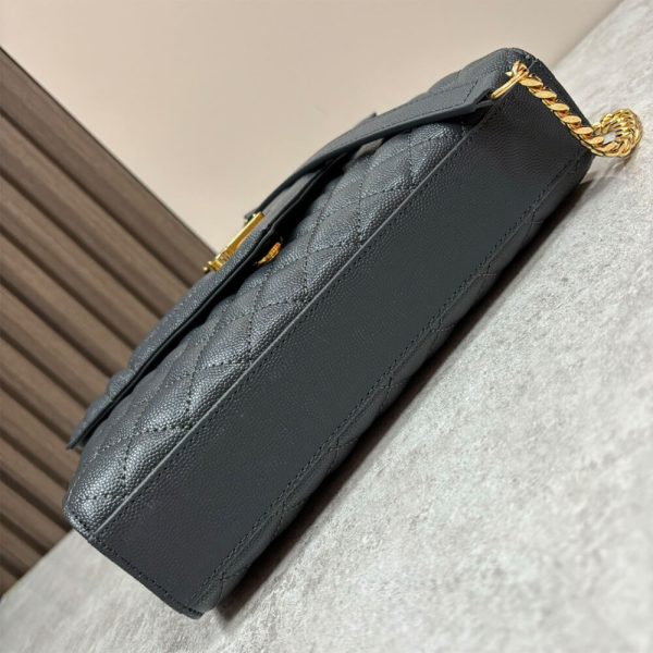 YSL envelope medium in grained leather - Image 5