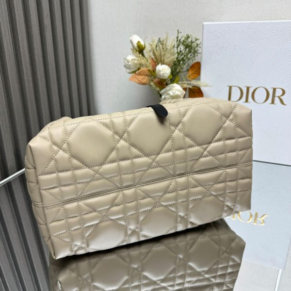 Medium Dior Toujours Bag - Image 5