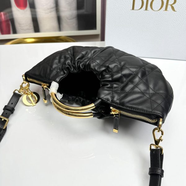 Dior Walk in Dior Purse - Image 5