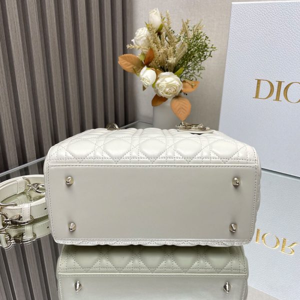 Medium Lady Dior Bag(HIGH-END GRADE) - Image 5
