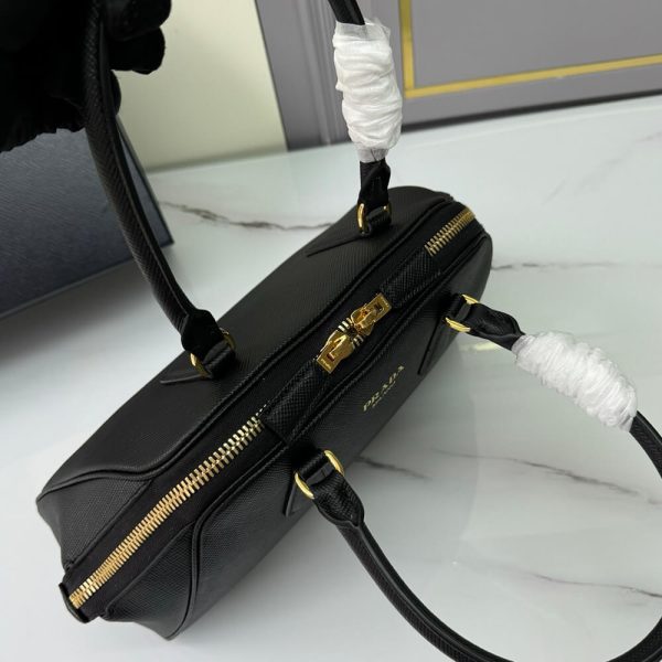 Prada Medium Saffiano leather bag(high-end grade) - Image 5