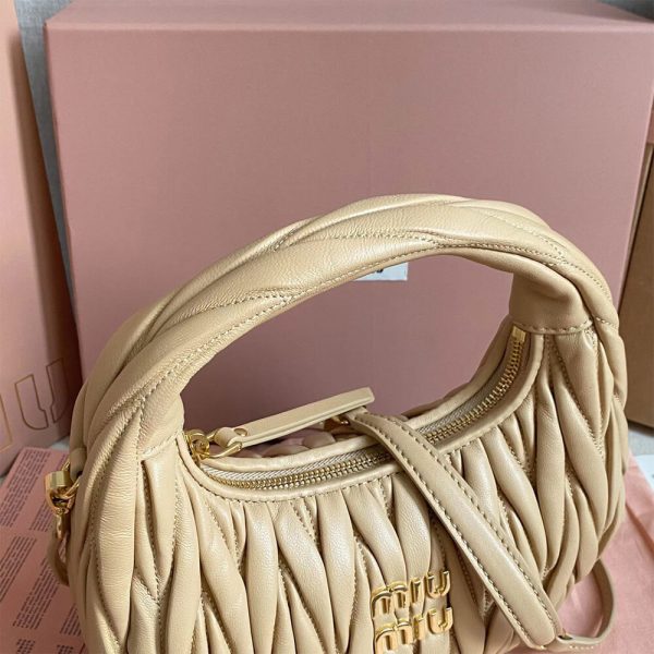 Small Wander matelasse nappa leather hobo bag(HIGH-END GRADE) - Image 6