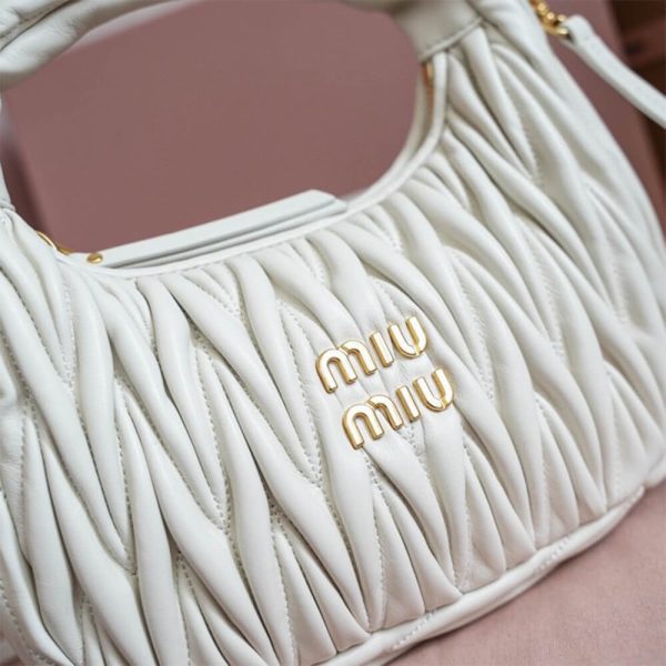 Small Wander matelasse nappa leather hobo bag(HIGH-END GRADE) - Image 6